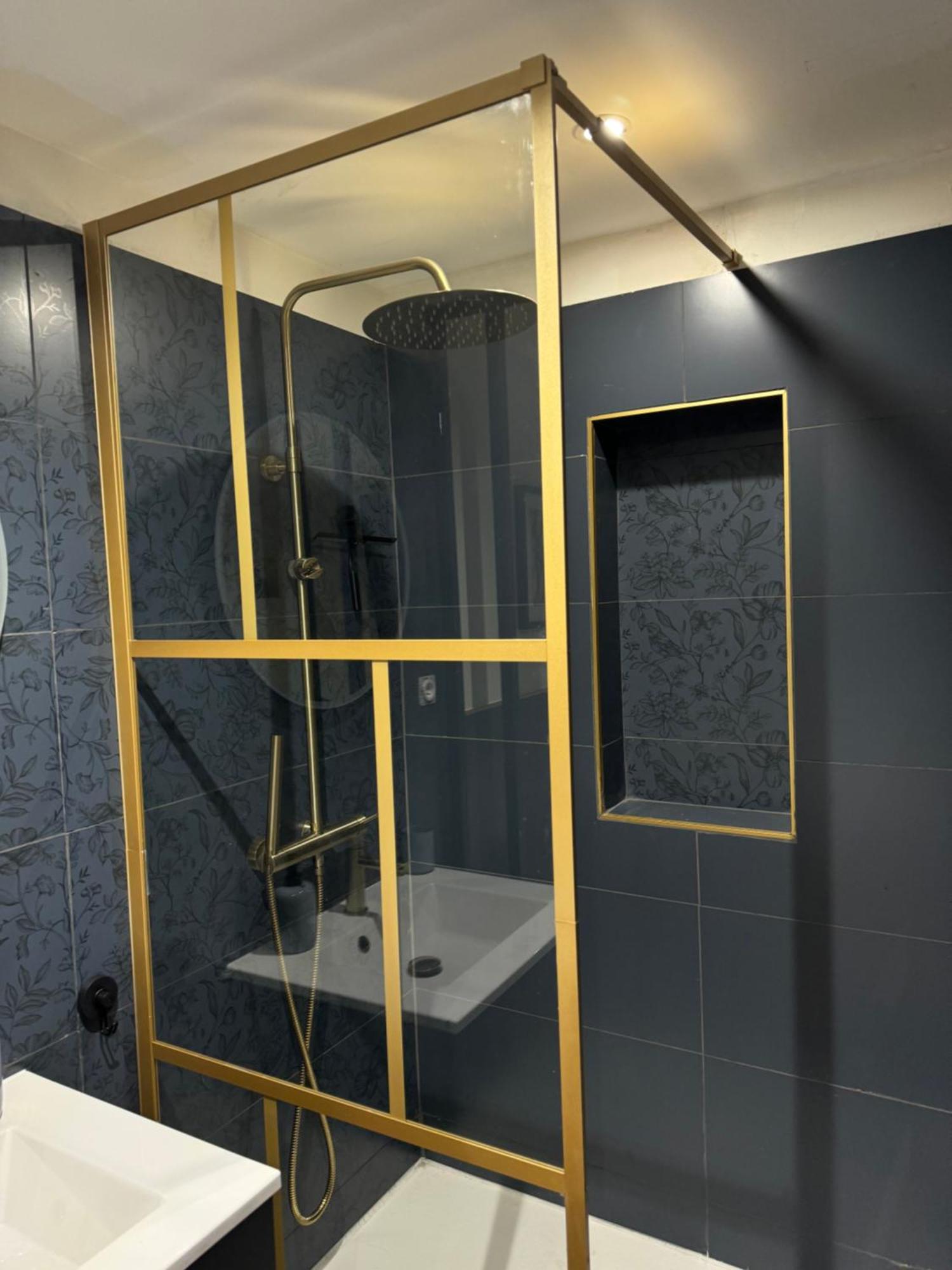 Nancy Blue Stan Apartment ภายนอก รูปภาพ