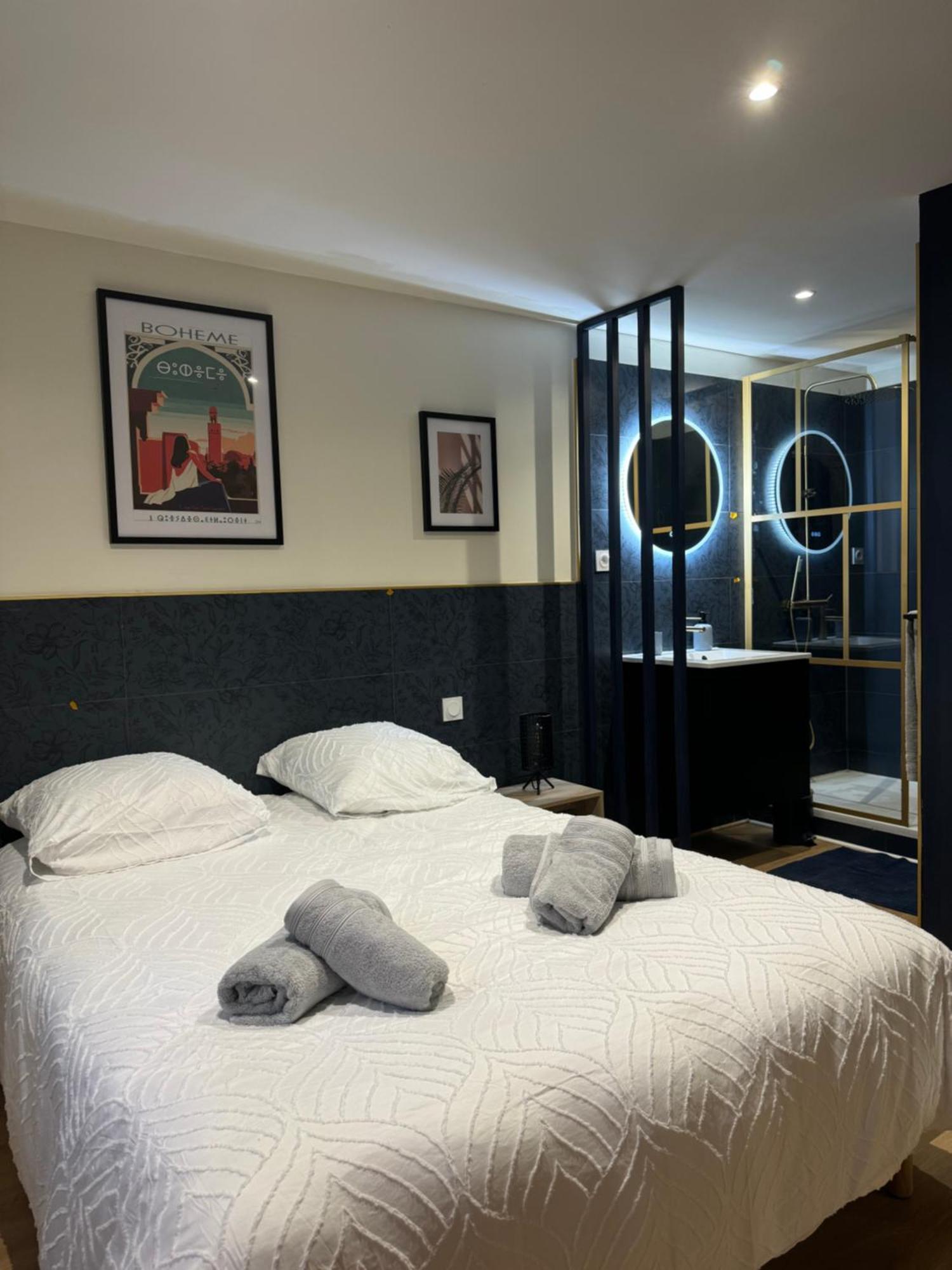 Nancy Blue Stan Apartment ภายนอก รูปภาพ